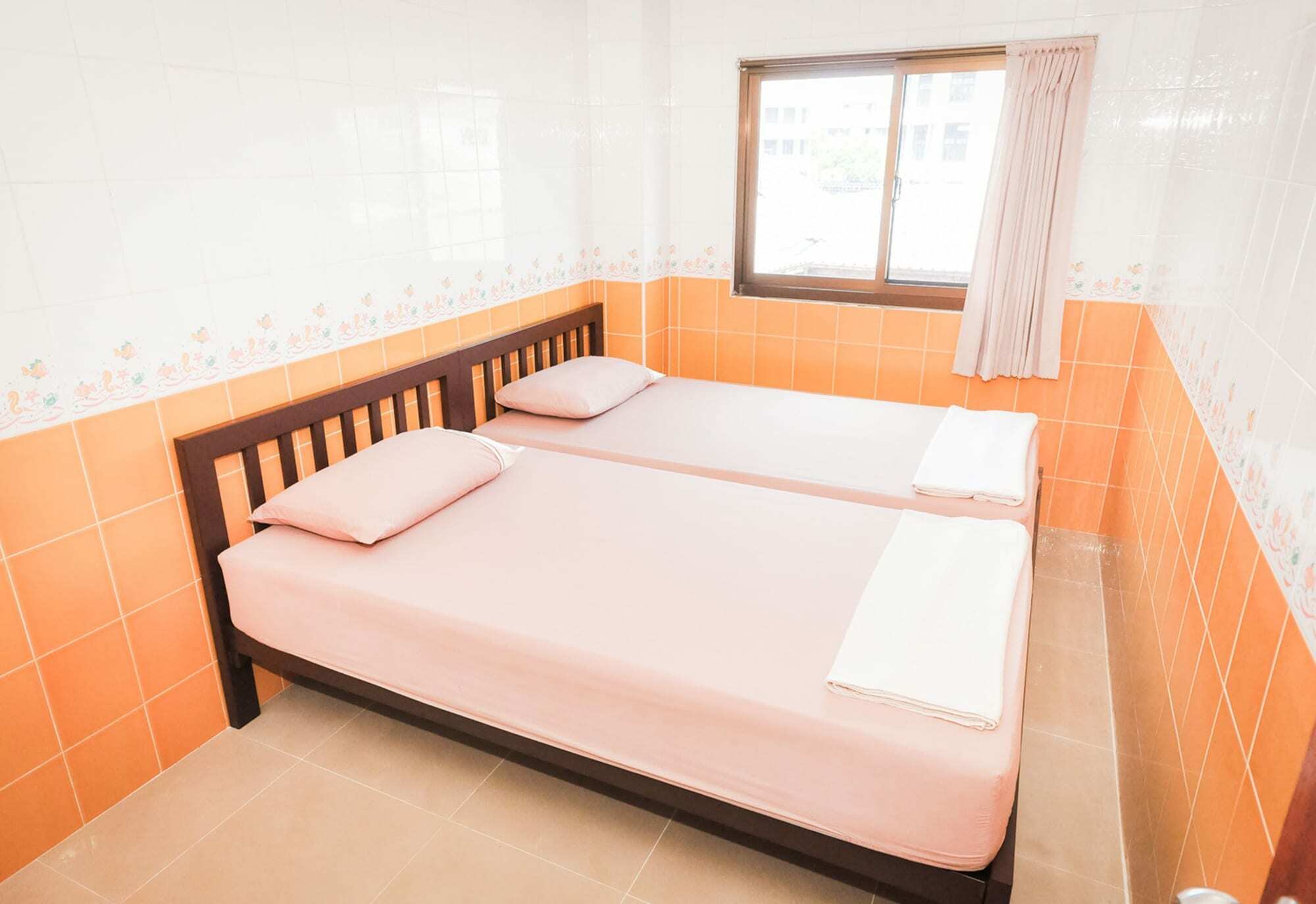 At Home Guest House Bangkok Exterior photo